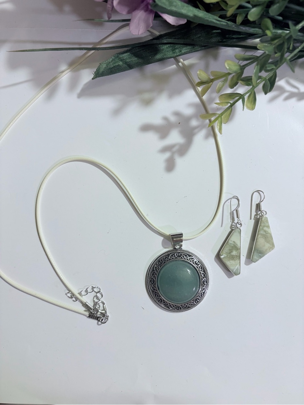 Green Stone Pendant Necklace with Matching Drop Earrings